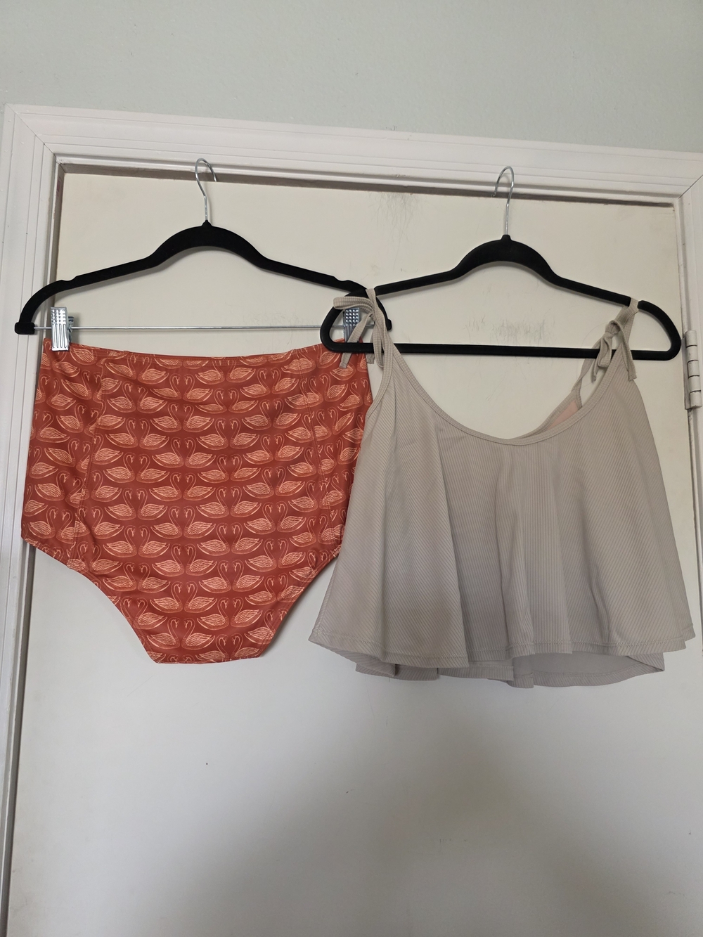 Kortni Jeane Orange Printed High-Waist Bikini Bottoms with Beige Flowy Swim Top - Picture 2 of 10